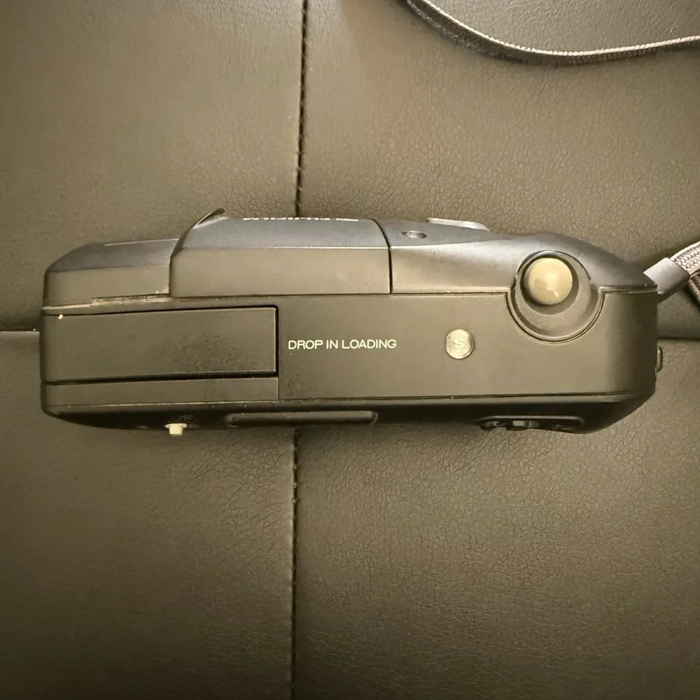 Fujifilm SmartShot Supreme Film Camera (untested)